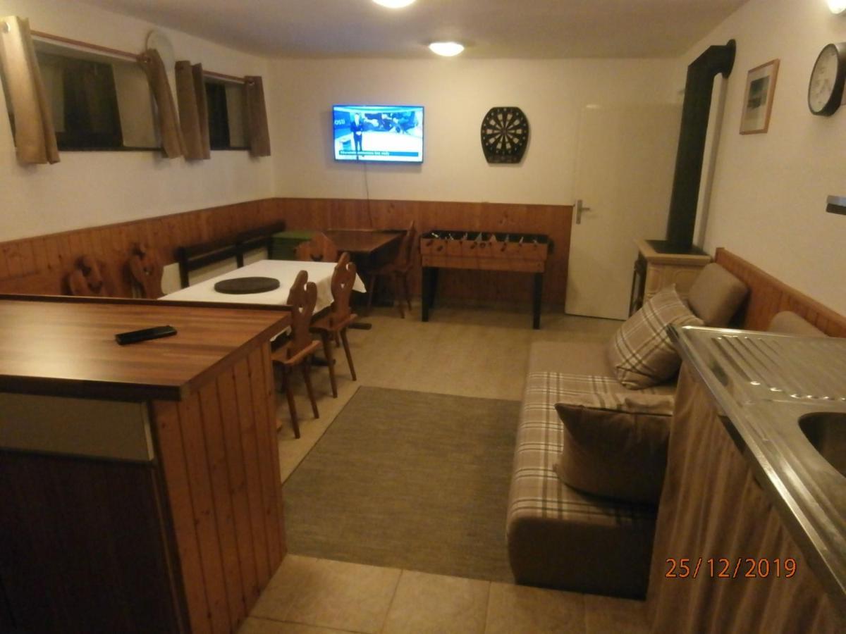 Apartman Aya يانوف نادنيسو المظهر الخارجي الصورة
