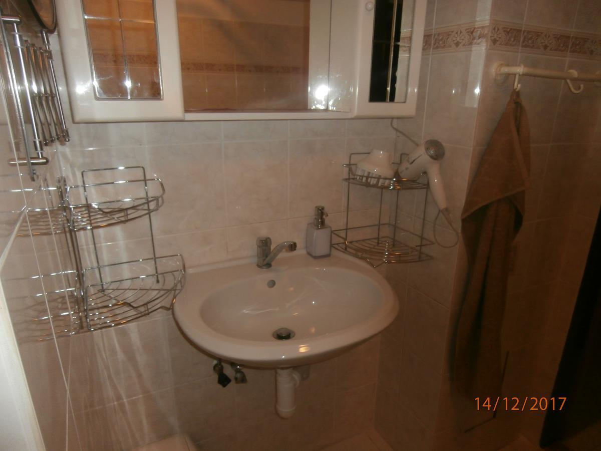 Apartman Aya يانوف نادنيسو المظهر الخارجي الصورة